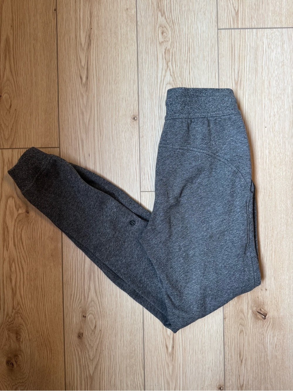lululemon grey joggers